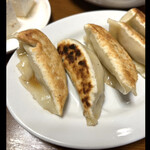 増味屋 - 餃子の焼き具合　byまみこまみこ