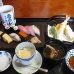 Kame zushi - 寿司セット、天ぷらあら汁茶碗蒸し付ランチ900円