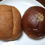 Tanakano Pan - クリームメロンパンと坂種種あんパン