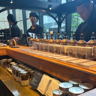 GLITCH COFFEE OSAKA_1