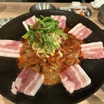 韓国式イイダコ専門店 三虎 - 