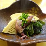 なごみや五感 - ホタルイカ、菜の花、タケノコの煮つけ