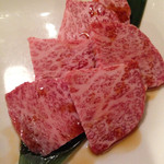 焼肉問屋　くに家 パサージオ店 - とも三角