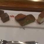 レストラン マノワ - ミヤンディーズたち