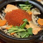 鶏と魚と炭火焼き 燈 - 
