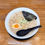 ラーメンさんぱち - 料理写真: