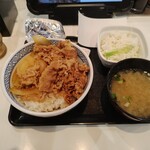 吉野家 - ドラクエセットとみそ汁
