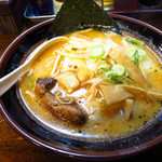 麺屋 萩 - 味噌ラーメン780円