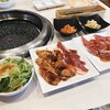 焼肉じゅうじゅうカルビ - ３種盛りと上ロースの肉