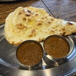 チキンカリーズ スパイス王国 - 料理写真:ダブルカレー