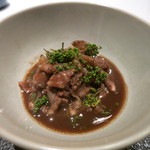 エクアトゥール - 27年4月　和牛コンソメフラン、フォンドボーソース　花山椒添え　アップ