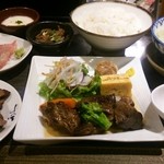 牛たん炭焼き 利久 - 牛タンづくし定食