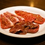 炭火焼肉 ひばち - 2015.3 タレ3点盛り（1,522円）上ロース、ロース、カルビ