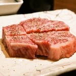 炭火焼肉 ひばち - 2015.3 サーロイン（100g1,890円）