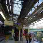 うどん 丸香 - いざゆかん丸香へ！という勢いで階段を登って