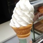 神戸六甲牧場 - ソフトクリーム400円