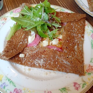カフェ アシンメトリー