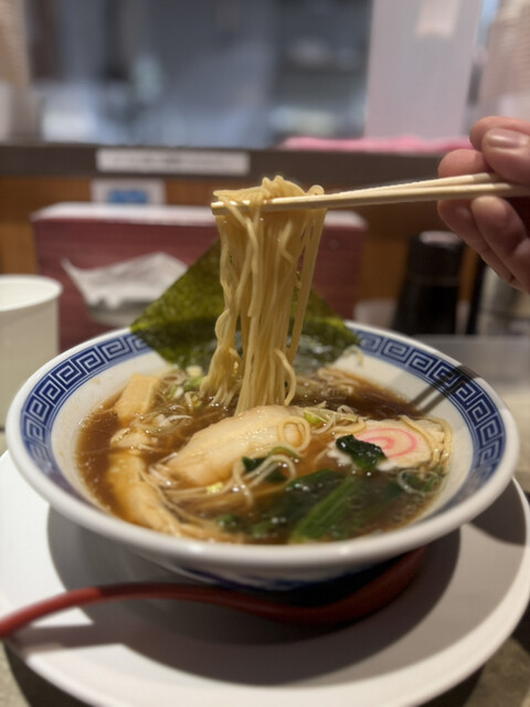 新潟発祥 なおじ 西新宿店 - 西新宿五丁目/ラーメン | 食べログ