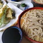 そば清 - 天ぷらはサクフワ〜野菜が肉厚で美味✨️