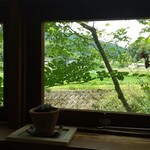 里づと - カウンター席からの風景
