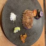 鉄板焼き 表参道 - 黒毛和牛赤身ステーキ