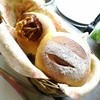 プティ・クー - 料理写真:焼き立てパン