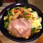 麺房てっぺん - 野菜たっぷり白みそラーメン