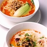 上海 小南国 - 坦々麺　食べ比べ