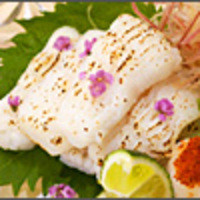 鱧の炙り造り（9月下旬まで）