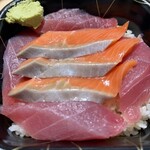 丼丸黒船 - 料理写真: