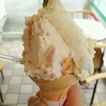 まきばのジャージー - イチゴミルフィーユ　ラムレーズン