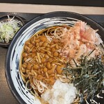 ゆで太郎 もつ次郎 - 料理写真:冷やしなめこおろしそば　(お蕎麦1.5盛り)