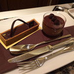 高級レストランの様なセット。