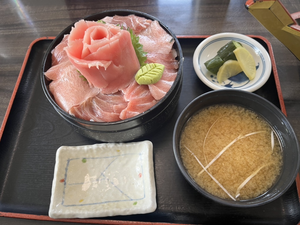 まる よ 西条 店
