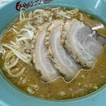 くるまやラーメン - 料理写真:味噌チャーシューメン(3枚入り)