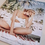 フォーシーズンズホテル丸の内　東京 - 部屋備品　フォーシーズンズ　マガジン