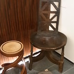 フォーシーズンズホテル丸の内　東京 - ７階　オブジェ　イス