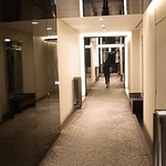 フォーシーズンズホテル丸の内　東京 - ４階　廊下