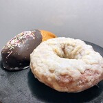 パン工場 - 料理写真:台湾ドーナツ(練乳)&完熟バナナチョコ
