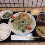梅山鉄平食堂 - 
