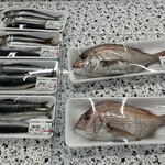 ヌカガストアー - 魚がそのまま売っています