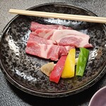 ホテル三右ェ門 - 紅木豚陶板焼き