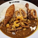CoCo壱番屋 - 料理写真:海の幸カレー+α。