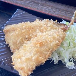 内浦漁協直営 いけすや_1