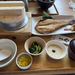 築地食堂 源ちゃん - 料理写真:ホッケ焼き定食