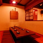 沖縄居酒屋 香の帆 - 掘りごたつのお席は最大で12名様まで利用可。