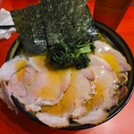 横浜家系総本山 吉村家直系店 ラーメン内田家 - 
