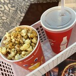 シネマサンシャイン衣山　コンセッション - 