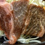 陶板焼　一宮 - お肉の部分です。意外と大きくて沢山入っていましたよ。