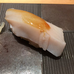 伊勢鮨 - 水ダコのアタマ。ものすごく柔らかい。